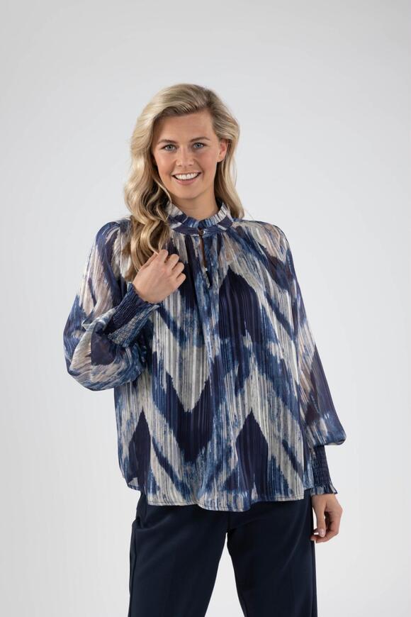 Nukus Blouse Emberlyn Nukus Emberlyn Nukus